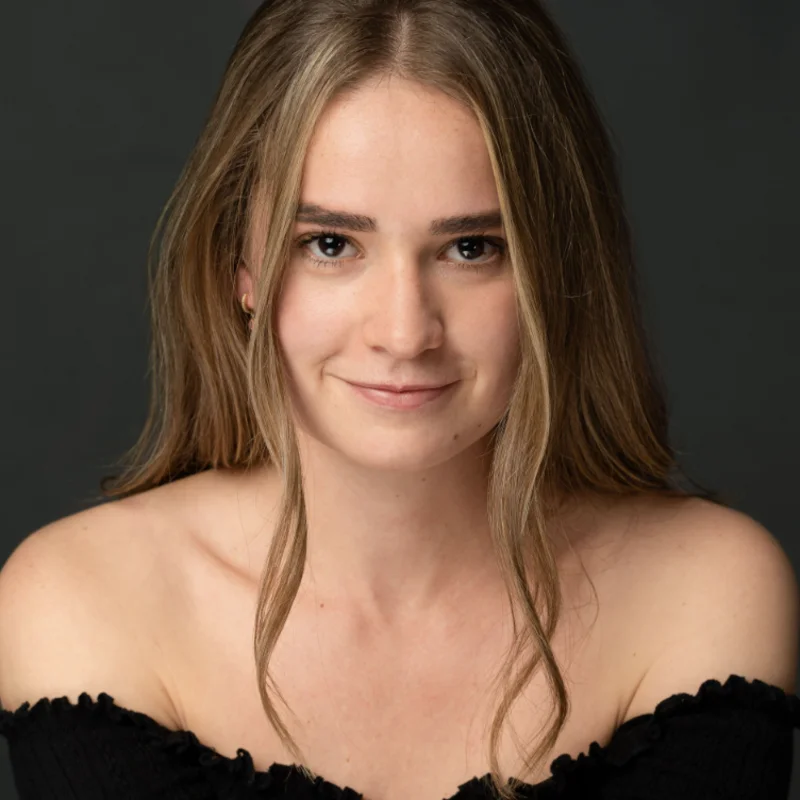 Carla Blossom — Cine, Series, Cortometrajes en Madrid · Arga Studios